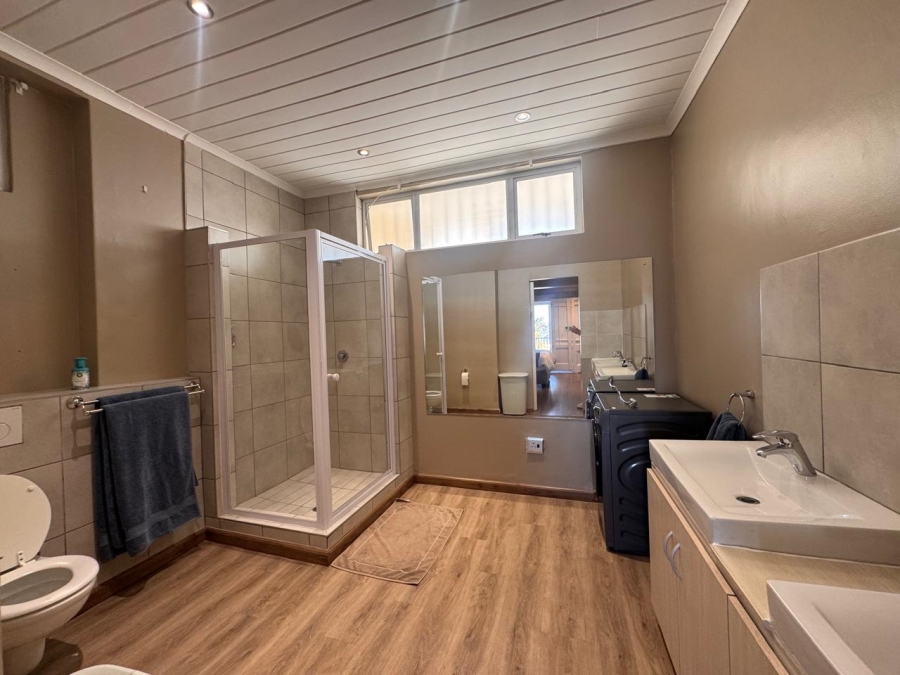 To Let 1 Bedroom Property for Rent in Strand North Western Cape